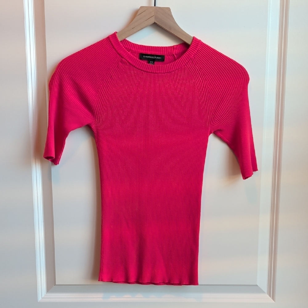 Banana Republic Vibrant Pink Ribbed Top